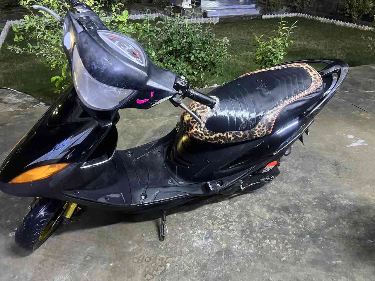 دراجه ماكس عدله بلاديه مختمه بوشه 49 السعر500بيها مجال او مراوس بنامه.حربي***********
