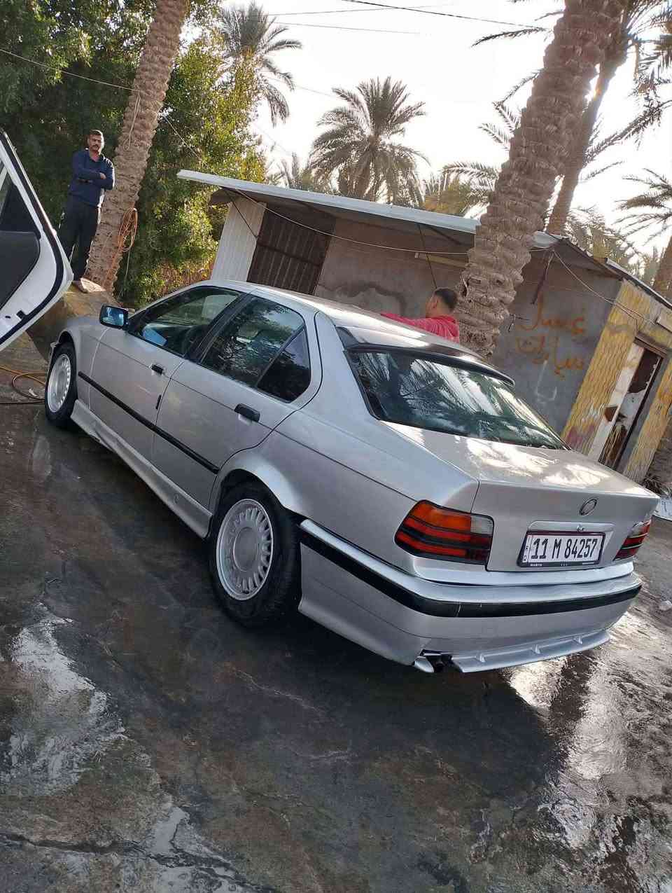 e36    BMW
بيع او مراوس 
موديل 93  
رقم بغداد مشروع وطني لسنة 2030
  محور كير ومكينه بطه كفاله
السياره صبغه جديده وحلوه داخلها نضيف تخم تاير جديد
مكان السياره بابل
السعر ٥٣
***********

