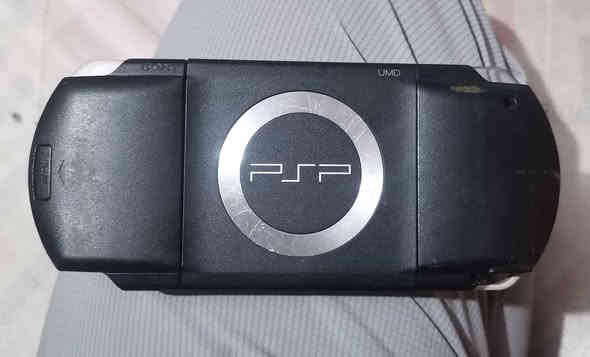 psp الله شاهد ما اعرف شنو وضعة ولا عندي شاحنة افحصة اشتريتة من ولد گال شغال بس شاحنتة ماكو  نظيف ب25 الف للحجز *********** عمارة
