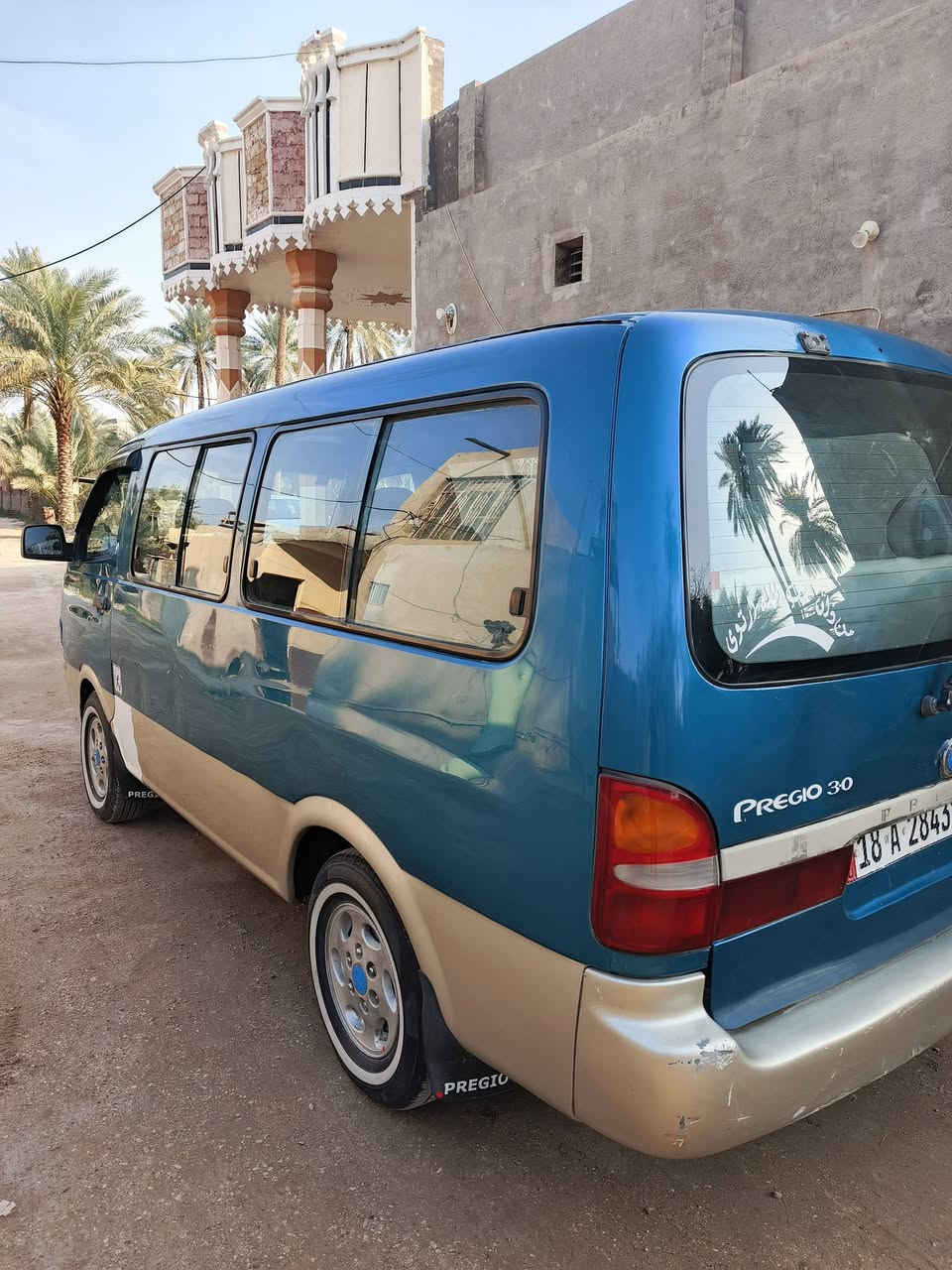 موديل 96 سنويه لل30 سعره 75وبيه مجال محرك بيه تنقيص كير اكسن زينات مدوشمه كشنات وكاعيه  سدر ه مسويه توني عنابير فوك وجو دسكات كله جديد شاصي بس الي جو السائق معمر *********** مكاني كربلاء منطقة الحسينيه وخطه عطيشي وبيه مجال الشراي
