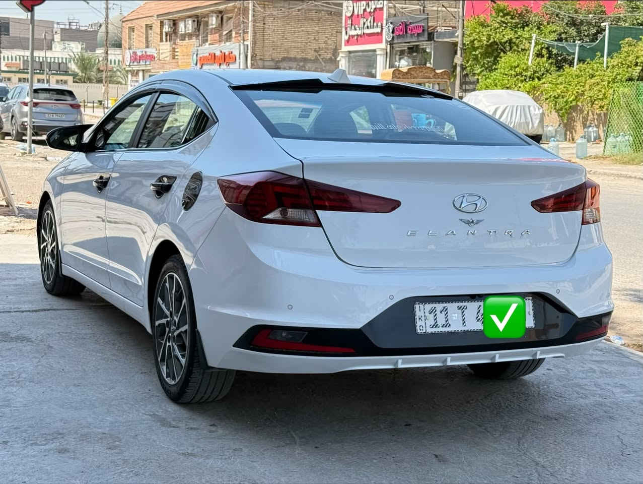 السلام عليكم
*ملاحظة تبديل گازگيت فقط

وصوت في رولات الگير 

النترا 2019 شكل ال 2020

فول مواصفات سوبر 

بصمة

فتحه سقف

كشانه جلد

مري شفط

نظام ترحيب

تحكمات جهتين

حساسات خلفي امامي

ماشيه 111 الف قابل للزياده

السونار مرفق مع الصور

السعر 140 بي مجال بسيط الشراي يتصل 

مكاني بغداد الغزاليه 

للاستفسار الاتصال على الرقم ***********
