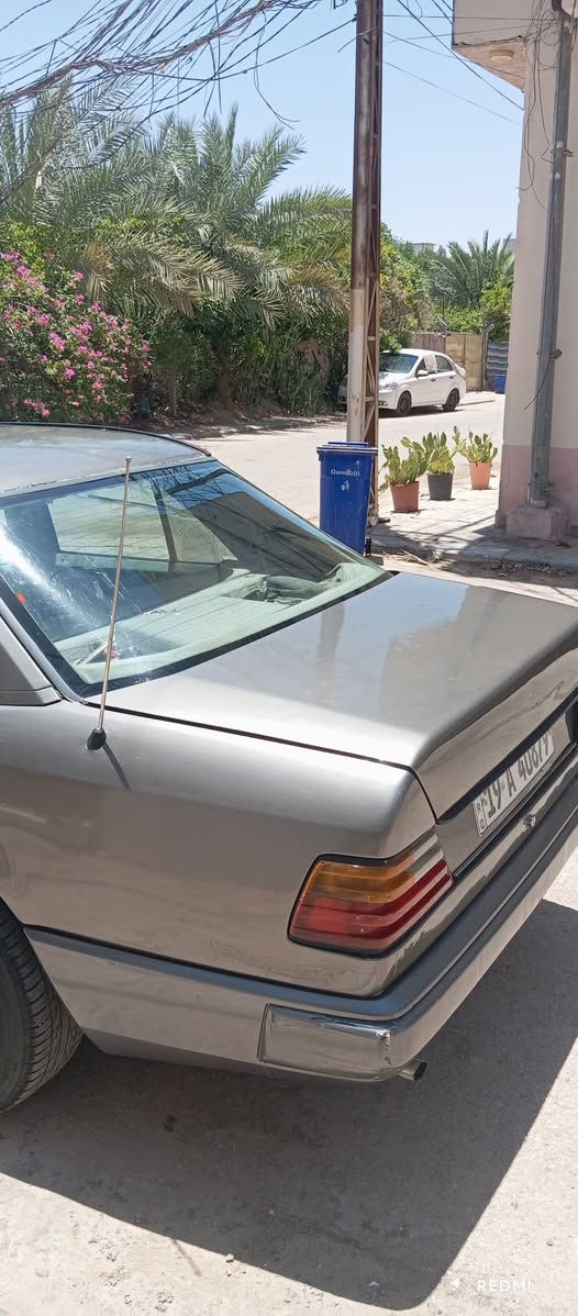 مارسدس موديل 91محور  محرك ياباني كهربائيات ومسجل ولايتات كامله وشغاله وتايرات وحدايديه نظيفات رقم كربلاء الدولي  بأسمي شرط التحويل المباشر سنويه غير نافذه سياره موجوده في النجف حي العداله السعر ٤٠ ورقه وبيها مجال للطيبين
الملاحضات:-
١ـسياره غير مكفوله من الضربه والشواصي ابيع سويج اكفل فقط محرك وكير واصوليات تجي تشوفها وتقتنع بيها وتدلل
٢ـالتبريد عاطل غير شغال
٣ـالتواصل على رقم التلفون غير متواجد على الانترنيت
رقم التليفون ***********
