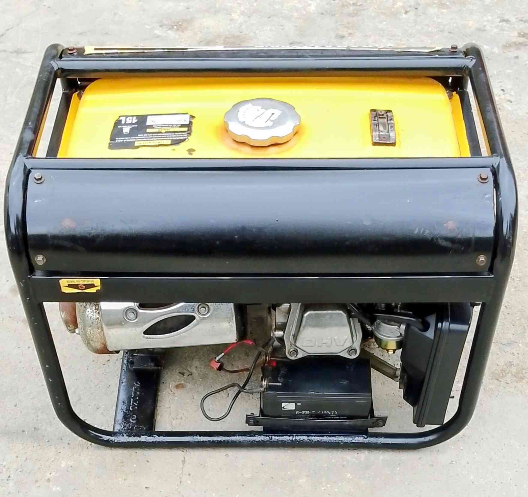 السلام عليكم مولد. كاكا نوعيه ممتازه 3 كيفي 12 امبير سلف بكره شغال نقصها بس باتري مولد نظيفه ما دخله تصليح ملف نحاس 100% على الفحص اقتصاديه بالصرف كهرباء مستقره صوتها جدا هادئ سعره 175 الهاتف ☎️*********** بي واتساب الشراي يتصل مكاني بغداد قرب مجمع بسمايه يوجد خدمه توصيل داخل بغداد فقط /
