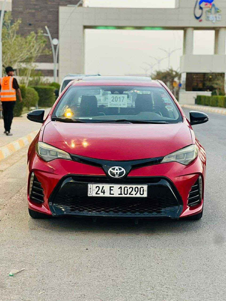 كورلا 2017 
مواصفات فول 1/1
فتحة سقف
بصمة تشغيل 
بصمة أبواب 
بصمة جنطة 
كشن هيتر تبريد
كشن كهرباء 
رقم دهوك سنوية جديد
ضرر 3 قطع صبغ بدون دواخل 
السعر 127 بيها مجال 
عنوان كركوك ***********
