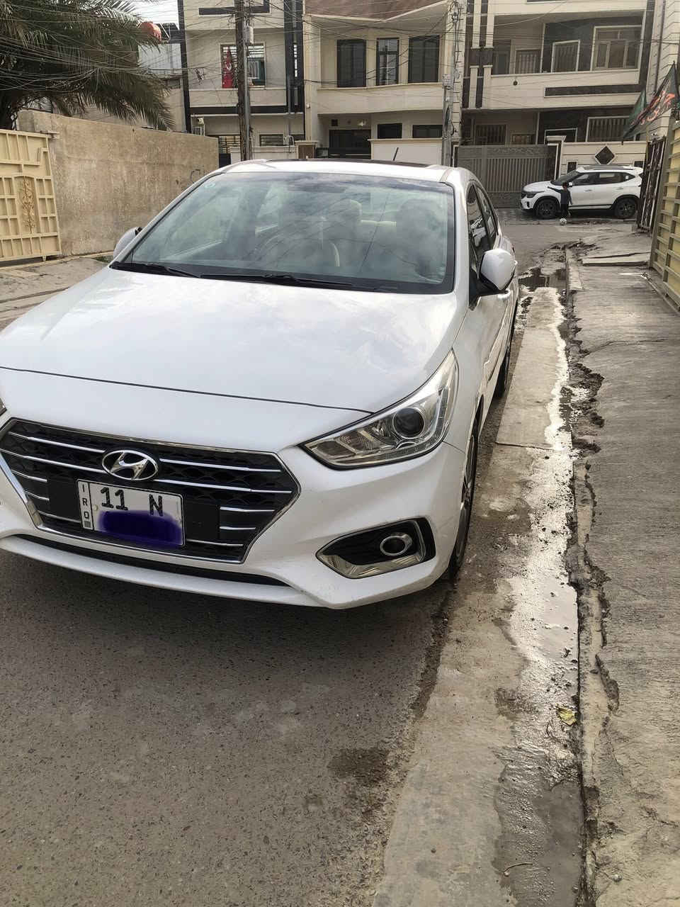 السلام عليكم 
أكسنت موديل 2020 خليجي محرك 1600 دوش 
رقم بغداد
بدون صبغ مواصفات
فتحة سقف تحكمات استيرن اشاير مري ومري شفط
تبريد قطعتين شاشة وكامرة 
السعر 128$ وبي مجال 
مكان السيارة بغداد / حي الجهاد للأستفسار ***********
