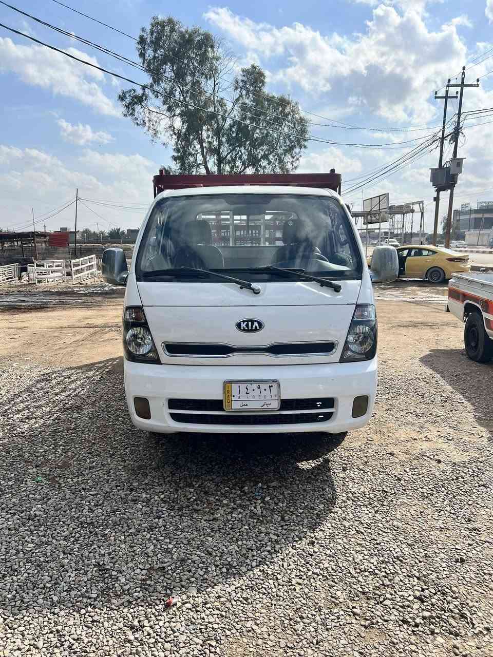 كيا بنجو 2016 للبيع
رقم ديالى إنكليزي باقي على استلام اللوحات
بيها صبغ فقط بنيد 
السيارة حلوة وجاهزة 
السعر105$وبيها مجال 
العنوان ديالى خان بني سعد 
للاستفسار***********
