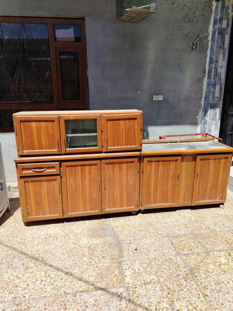 كونترات للبيع مكان كوير
سعر مناسب ***********
