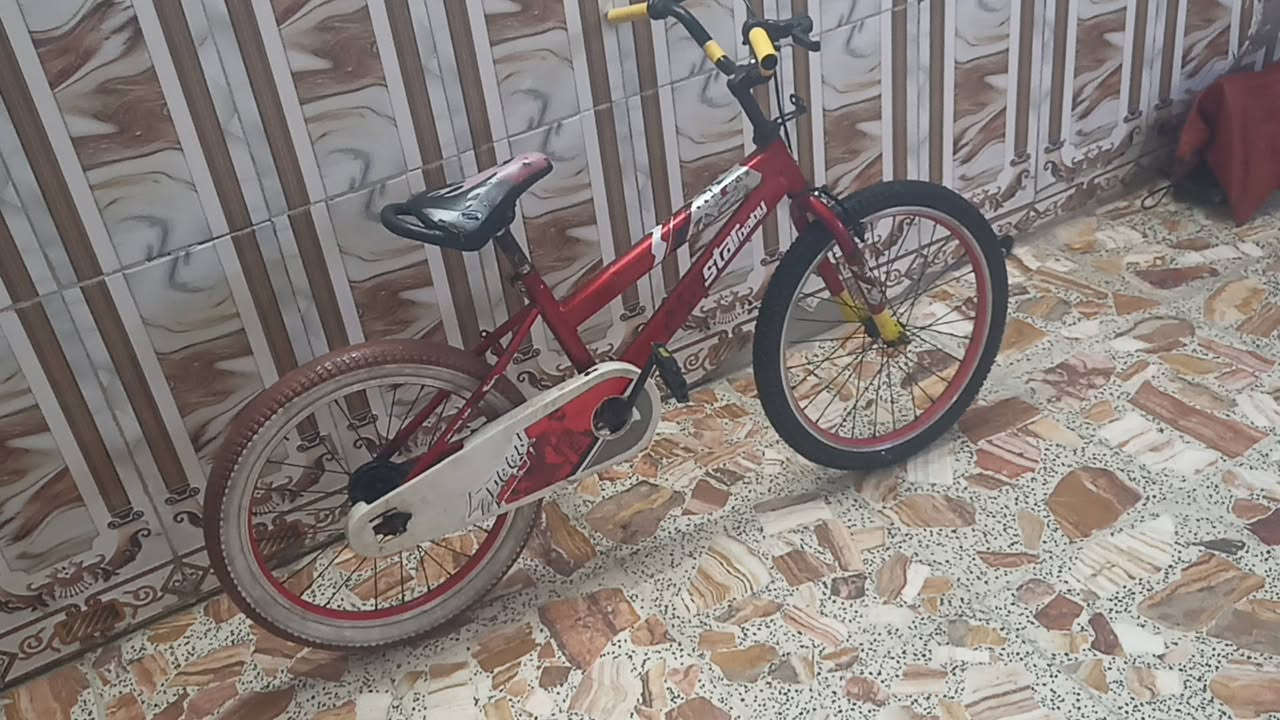 بايسكل رياضي حجم 20 قياس
يكفي من عمر 6 سنوات لحد 15 سنه لبايسكل حلو وجاهز بريك امامي بل مكان تايرات نضاف 
غطاء زنجيل حته مايتعور 
كشن نضيف.
وسعر لبايسكل. 45 الف وبي مجال شراي يدخل خاص


**إذا كنت صاحب هذا الإعلان وتريد حذفه لأي سبب، رجاءا أرسل رسالة إلى الدعم الفني**