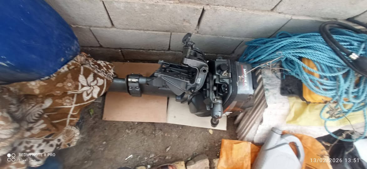 السلام وعليكم مكينه 15مارنر للبيع السعر مليون//  1000 وبيه مجال مكينه ما مفتوحة لا كير ولا محرك مكاني البصره ابو الخصيب رقمي ***********
