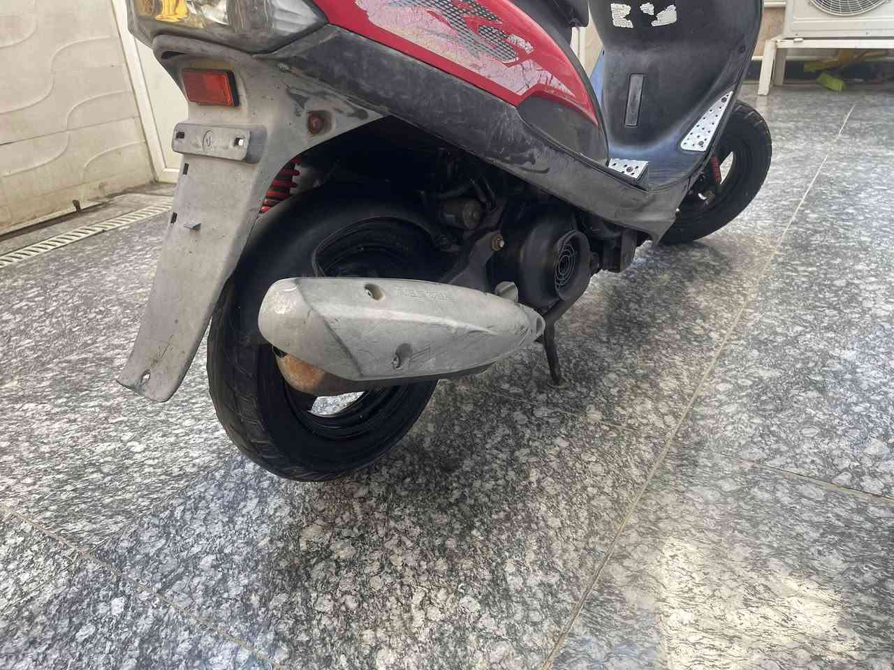 ماكس عدله للبيع كفاله عامه
كفرات ختم واحد 
سلف وكابريته بلاد 
لايت وسطاب خلفي شغال 
هندر وسلف شغال 
دبل امامي خلفي شغال 
مكينه ناعمه 
نهضه حلوه 

سعره 850 الف وبيه مجال قليل 

رقم ***********
