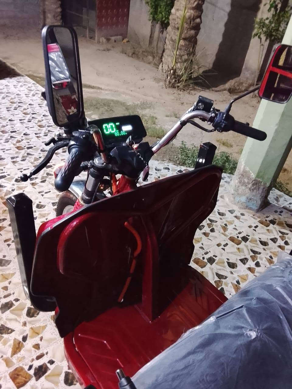 ستوته شحن للبيع كسر كارتونه صارلهه 15يوم 
تصال عل الرقم ***********
