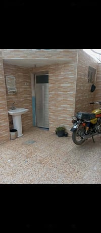 بزين القوس • ١٤٠م • واجهة ٧م