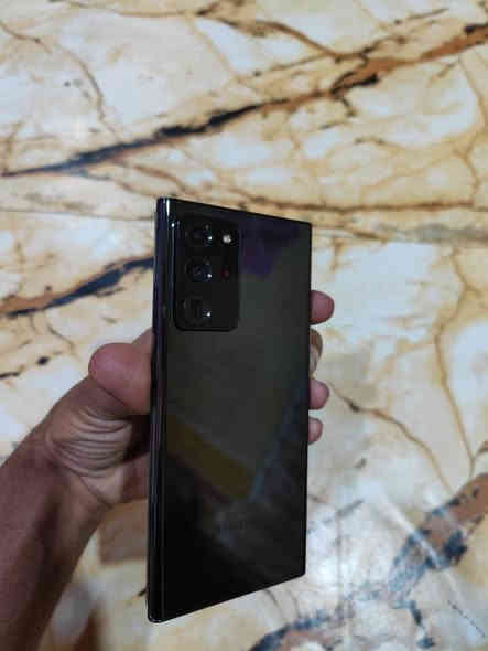 سامسونج نوت 20الترا ذاكره 256نضيف مكفول شرق اوصط فقط جهاز ماويا شي بيع او مراوس حسب الرغبه عنوان بصره معقل ***********سعر400بي مجال البصرة
