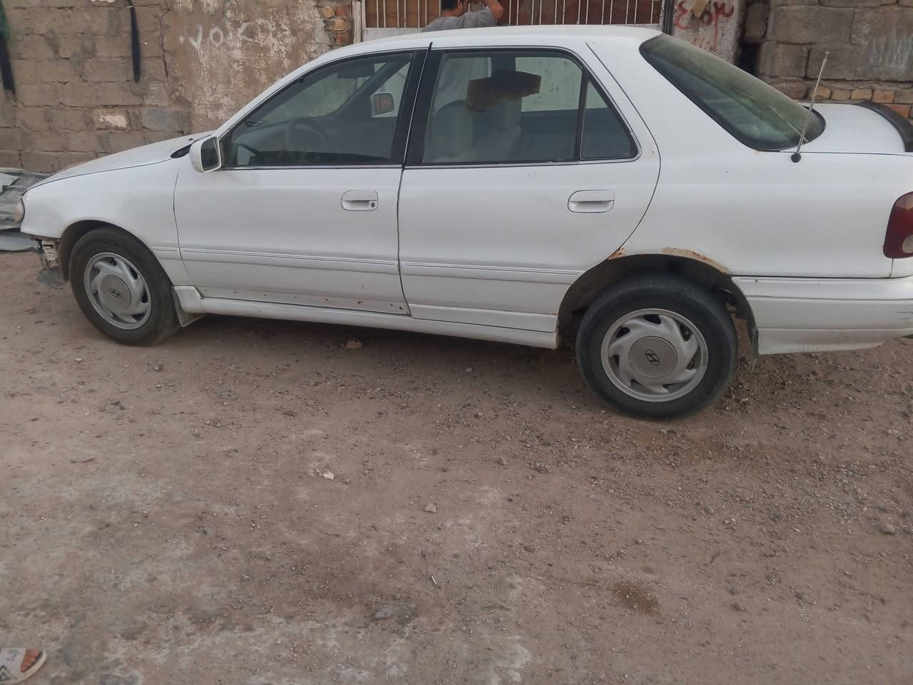 النتره موديل 95 كدام عينك نضافت السياره حلوه تبريد يرادله بس غاز كم بريسر جديد وتخم تايرات السياره يرادله بس دعاميه والي يشتري بي خير ويدلل والسياره مابيه اي حادث المكينه خير من الله كير خير من الله شرط الفحص سعر السياره 30وبيع مجال لشراي مكاني ابو غريب الحصوه رقم الواتساب ***********رقم الخط ***********
