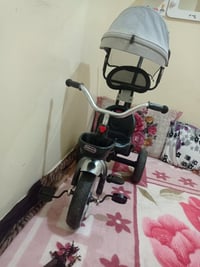 بسكليت أطفال • للبيع • مهتمة