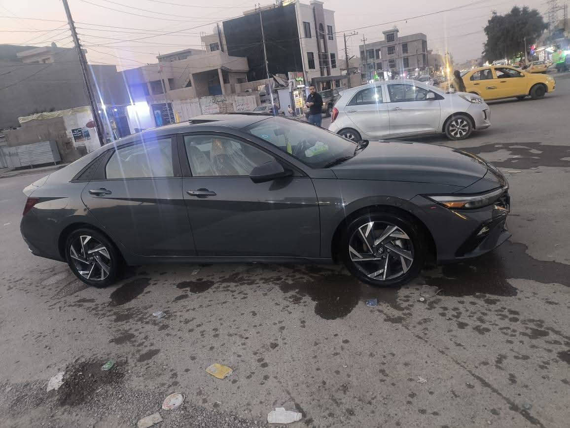 النترا2024 فئه sel محرك 2000 دوش
حادثها بارد قليل موضح بدون ايرباكات بدون دواخل بدون لغود وشواصي كله سليم
المواصفات بصمه تشغيل /تشغيل عن بعد /فتحه سقف /صندوق ذكي وبصمه /رادارات 360 درجه /تنبيه نقاط عمياء/تنبيه خروج عن المسار /مثبت سرعه /توقف ذاتي امامي وخلفي /رجاج ستيرن /شاشه متصله/ ثلاث انظمه قياده /شاشه اعطال/ اشاره ترحيب/ عداد دجتال/سماعات boss/مانع انزلاق/تدفئه كشنات وستيرن/قياده ذاتيه /محرك 2000دوش وبعد بيها مواصفات ما ذكرتها 

*********** مكاني بغداد
