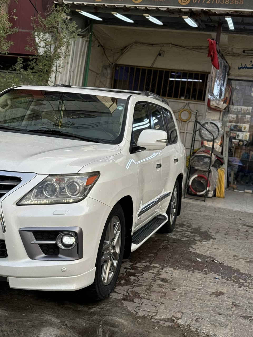 سلام عليكم لكزز للبيع كفاله عامه حته دعاميات ماشيه١٩٠ رقم أربيل سياره جاهزه لل اخير حداده تبريد تدفئه سياره حلوه وجديده وبيه بصمتين بلديات سعر سياره ٤٣٥ رقم تلفون ***********
