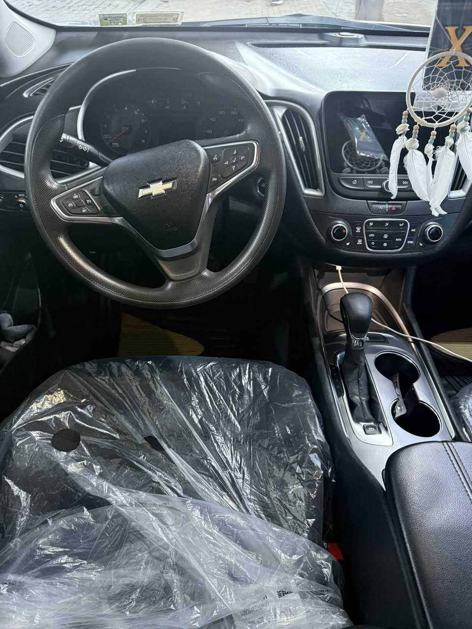 السلام عليكم ماليبو موديل ٢٢ فول مواصفات عدا الفتحه ال تي بصمه تشغيل بعد كرسي كهرباء
سايد بريك بصمة كراسي تدفئه ماشيه ٣٣ السيارات جديده جداً شرط ع وضع الشركة ما ناقصه برقي حادث صطحي نص جاملغ ونص بونيد فقط بدون دواخل مكان السيارة نجف رقم اربيل تحويل وكاله الي تحب السعر ١٣٠ استفسار ***********
