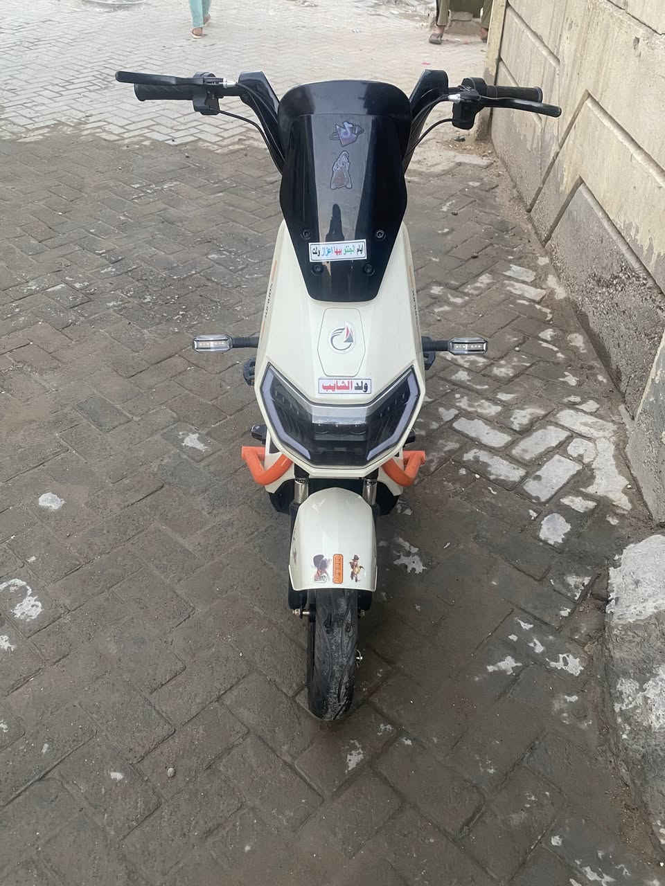 السلام عليكم دراجه شحن امتياز صيني السرعه 40 لونها ابيض مثل ما موضح بالصور وياهة شاحنه اصليه السعر 350 وبيهة مجال بسيط مكانهة بمدينه الصدر واني مكلف بالنشر مو الي الدراجه


**إذا كنت صاحب هذا الإعلان وتريد حذفه لأي سبب، رجاءا أرسل رسالة إلى الدعم الفني**