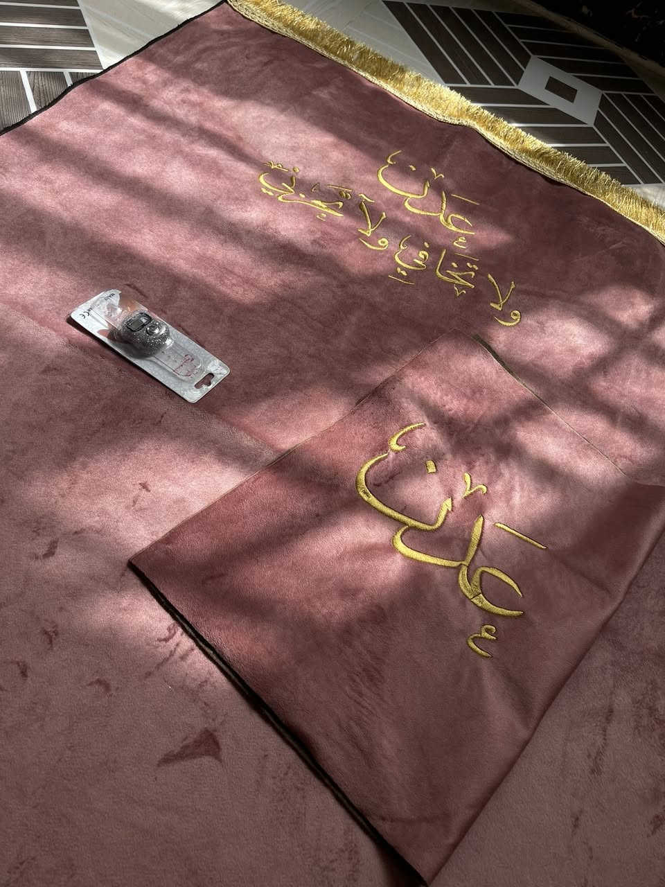 تطريز على المصلايه + وجه قرآن 

العنوان حي المعلمين شارع مجمع دينار مقابل مجمع الغدير الطبي


**إذا كنت صاحب هذا الإعلان وتريد حذفه لأي سبب، رجاءا أرسل رسالة إلى الدعم الفني**