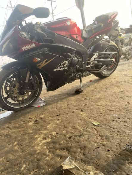 للبيع او مراوس R1محرك الف نقص راجز سلف***********
