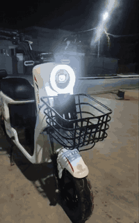 السلام عليكم  
دراجة شحن للبيع كامله بدون نقوصات للاستفسار 
*********** واتساب فقط 
سعر ٥٣٠ وبيه مجال للطيبين
