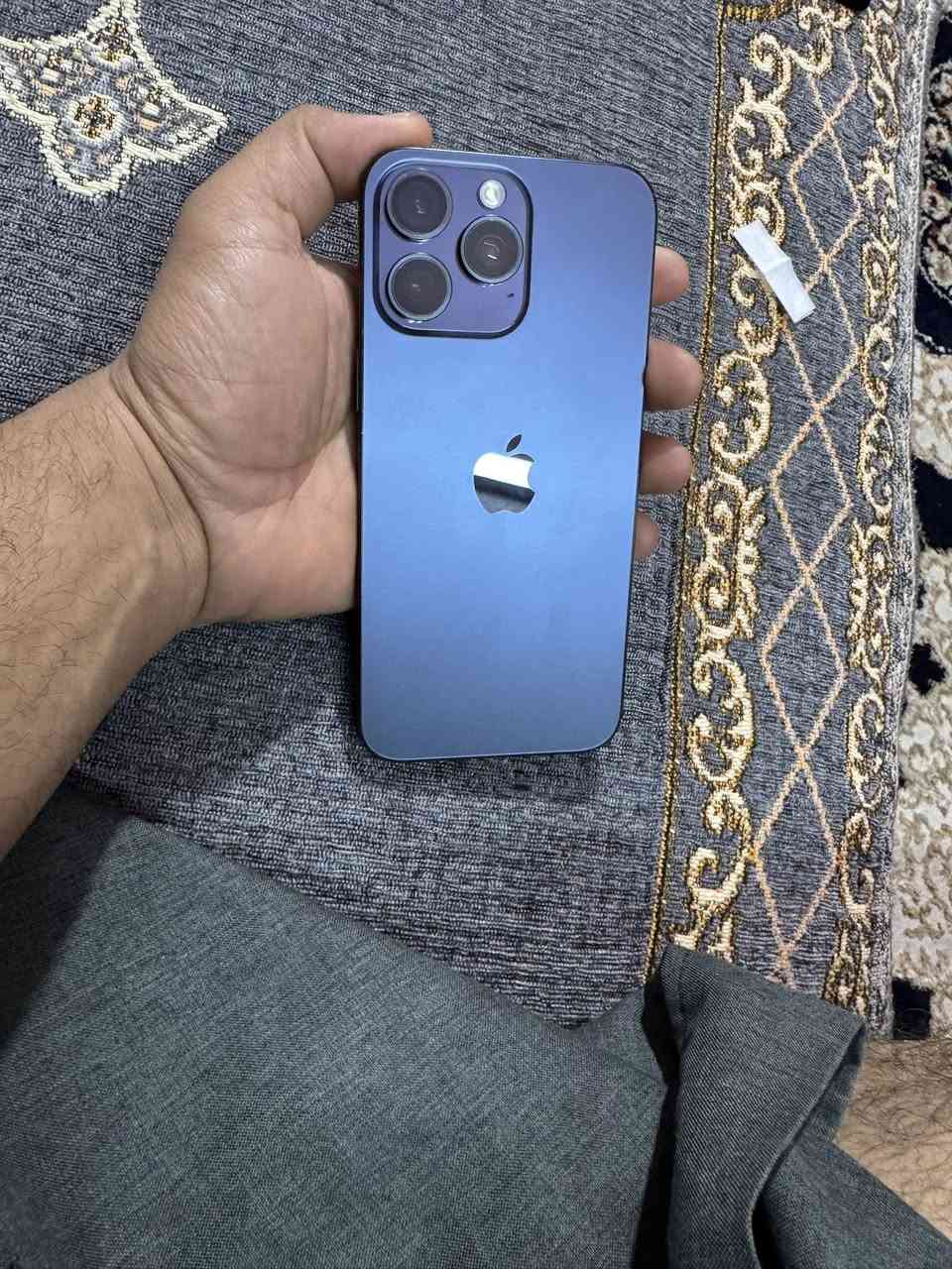 السلام عليكم ايفون١٣بروماكس دبل سيمكارتzaذاكره٢٥٦
مبدل بطاريه مستعمله تفصيخ فقط جهازكامل ملحقاته بكيت وكيبل السعر ٨٢٠ مكاني بغداد ***********
