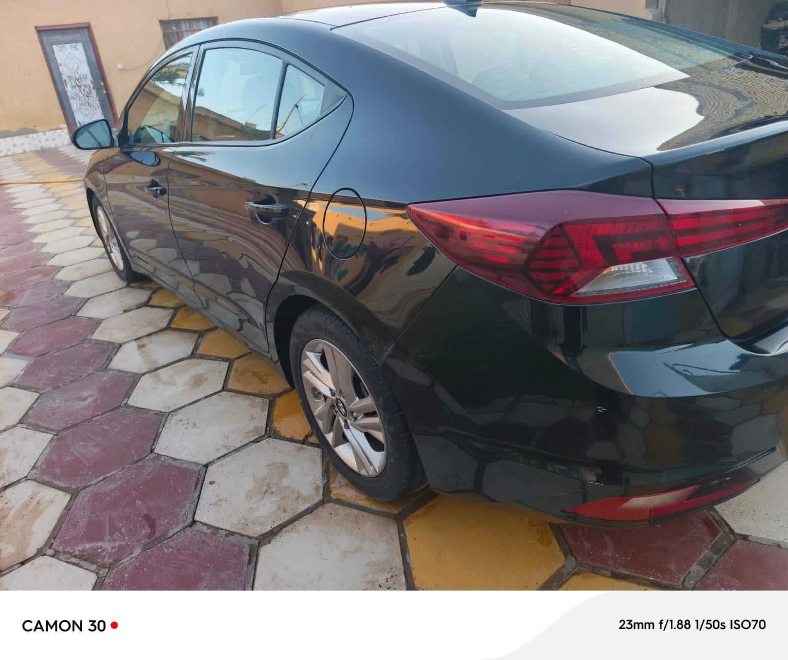 النترا موديل ٢٠٢٠ وارد سيارة جاهزة كير مكينة تبريد دوشمة حادثة موضح بالصورة مكاني الناصرية المركز 
 بأسمي تحويل السعر ١٣٠ وقابل للتفاوض للاستفسار الاتصال على الرقم ***********

