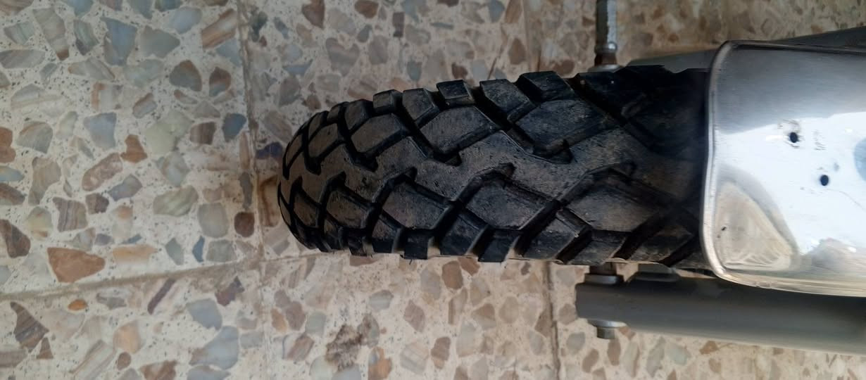 السلام عليكم اخوان ستوتة موديل 2023 نظيفة ماشتغلة هواي اوراق كبل باسم المشتري كاملة تخم تأيرات جدد وباتري جديد دراجة نظيفة اوراق كاملة مكملة كهربائيات كلة شغالة مكان الديوانية حي الوحدة الشراي يتصل بية خير ويدلل*********** الون اسود
