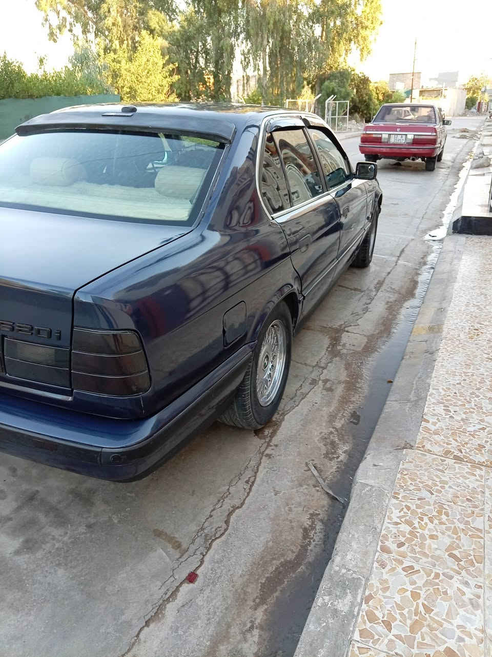 520 فول بس كير عادي
سيارة مال جناي 
موديل 93
تبريد ثلج
باسمي
***********
***********
