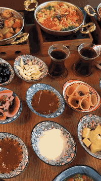 ⁨ ابدأ صباحك بأطيب النكهات، فطور لبيروت يجمع بين الطعم الغني والأجواء الحلوة حتى يكون يومك مليان طاقة وحيوية ☀️🥐

#لبيروت💚
متواجدين معكم يومياً من 8:00 صباحاً حتى 12:00 مساءًا

📍بغداد - مول العامرية - الطابق الرابع
📞 ***********
📞 ***********

#مطعم_لبيروت | #مطاعم | #مطعم_لبناني | #مول_العامرية | #بغداد | #لبيروت⁩
