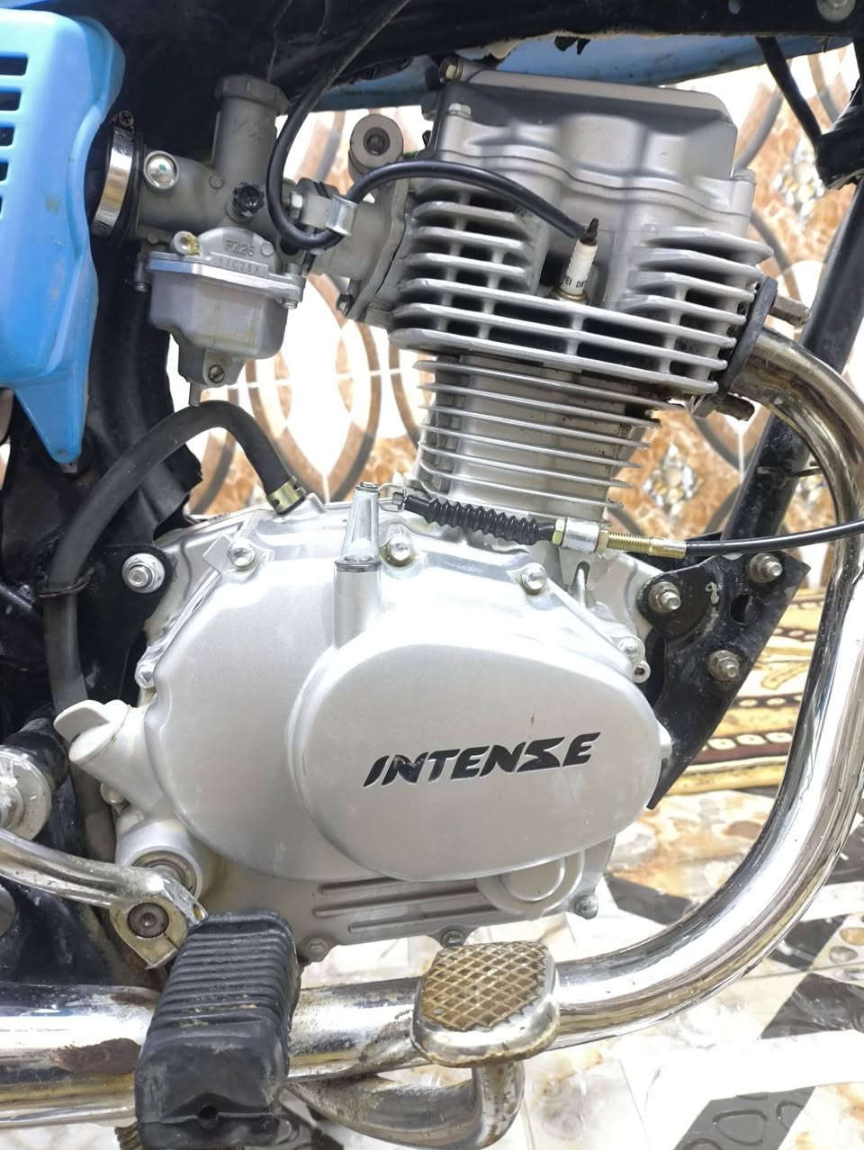 دراجه لبيع مكينه 25 شاصي17ارشه اوراق السعر675 هذه رقمي ***********
