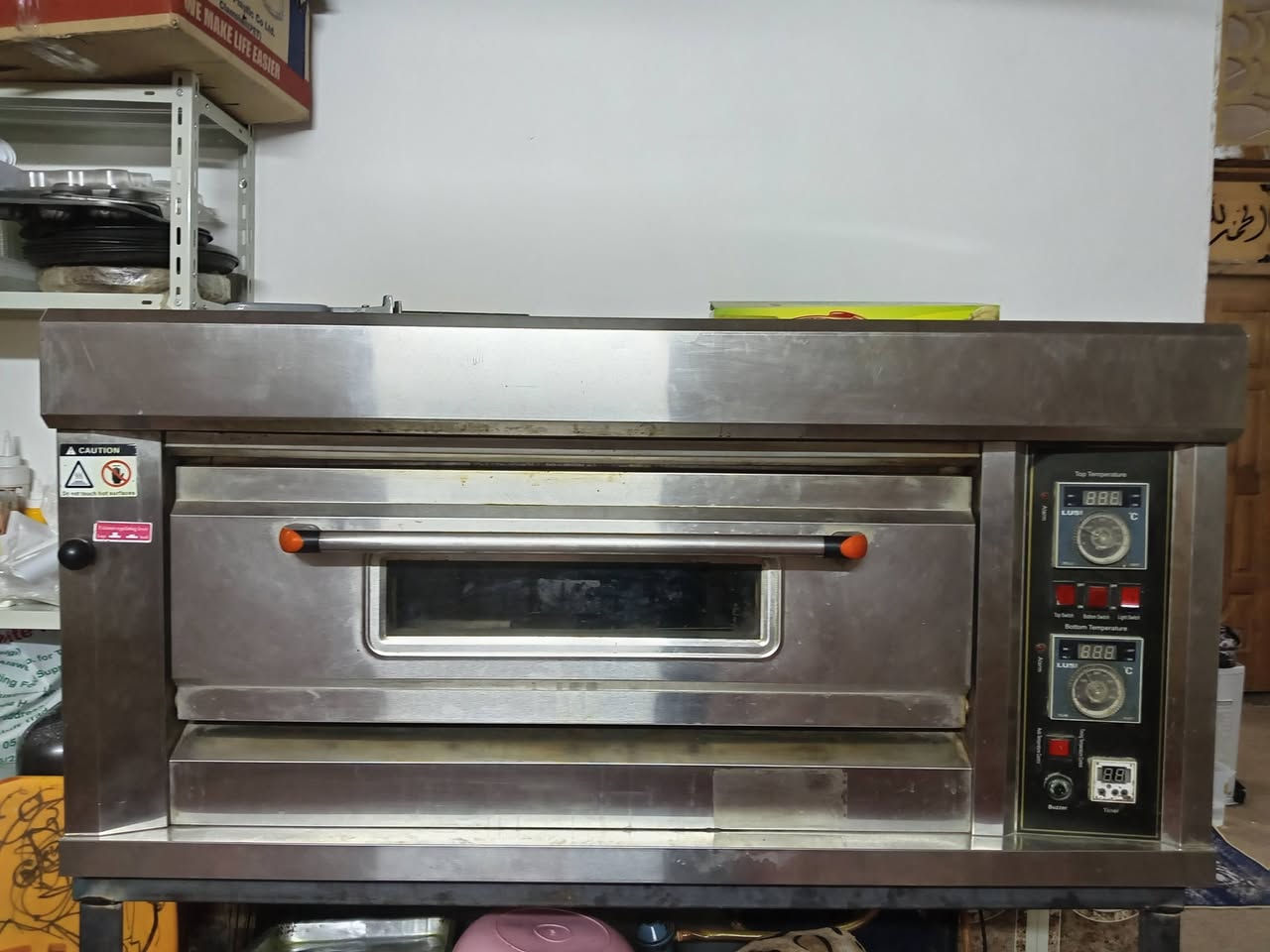 فرن كهربائي وغازي نضيف شغال  طابق واحد سعره ٥٠٠ بي مجال


**إذا كنت صاحب هذا الإعلان وتريد حذفه لأي سبب، رجاءا أرسل رسالة إلى الدعم الفني**