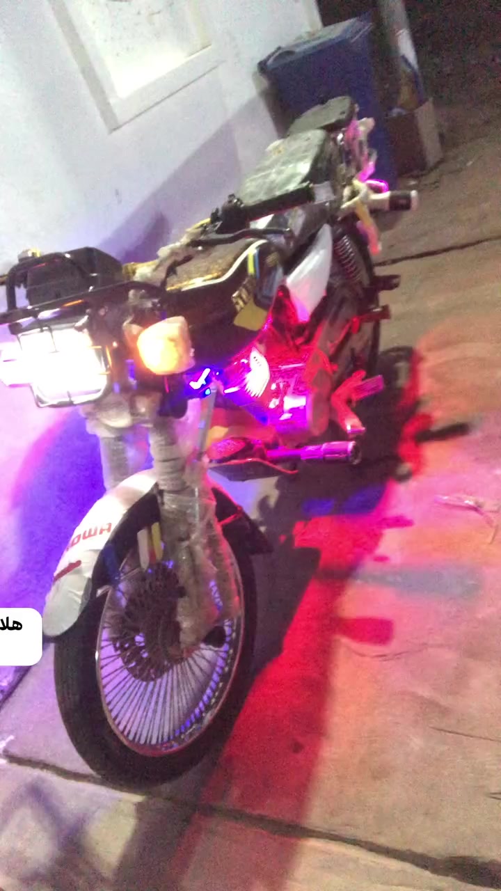 اسلام عليكم تايكر اربعه كير موديل 23 للبيع وترهم مراوس بيهه بس الويل الخلفي بي عواج بس نصعد عليهه 3 اشخاص متئثر دراجه شلعه ومعدل فول صلنصه رياضي مكاني رمادي خمسه كيلو


**إذا كنت صاحب هذا الإعلان وتريد حذفه لأي سبب، رجاءا أرسل رسالة إلى الدعم الفني**