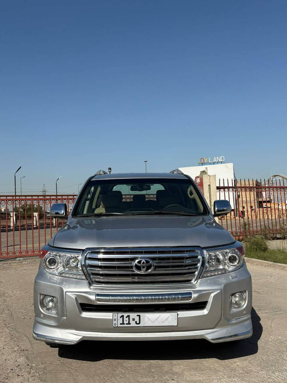 السلام عليكم لاندكروزGXR V6 2010 🇯🇵السياره وكاله بلادية بدون صبغ فقط الدعاميات مصبوغة  وبارد بل جنطة ومكانين تكحيل الباقي كفاله عامة رقم بغداد مميز ♾️أربع ارقام بسمي تحويل ثاني يوم رقم وهزه جديده السياره رايدها 300 ورقة مكاني بغداد حي الجامعةللاستفسار *********** بغداد, العراق
