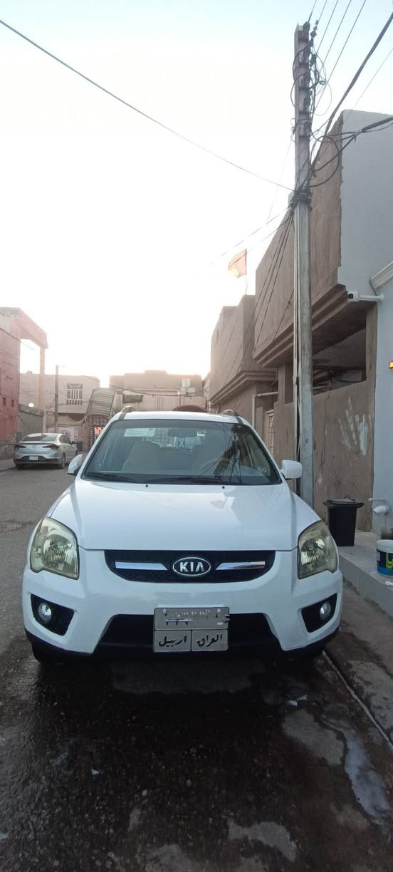 سلام عليكم اخوان كيا سبورتج 2009 رقم اربيل الماني مكفوله كفاله من الصبغ جاهزه مكينه كير حداديه كله جاهز تبريد شغال السياره فتحه كلشي موضح بلصور ومبينه نضافه السياره السعر 118وبيه مجال  العنوان النجف حي الميلاد استفسار ع رقم فقط مكلف بلنشر ‏‪
‏‪0783 690 0036‬‏
