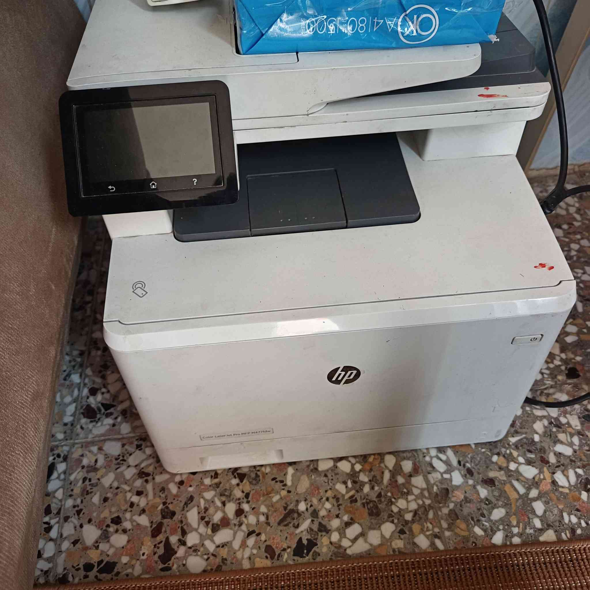 طابعه للبيع نقصهه أحبار ليزريه فقط السعر 150العنوان بغداد هاتف ***********
