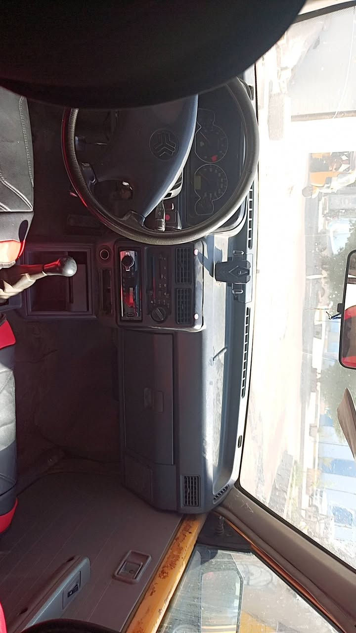 سايبا موديل 10 باسمي سنويه 2082
لا غرامات ولا هيه مصفره  اروح بيه للدوام وارجع فقط كامله هزه

موبايل *********** السعر 18
