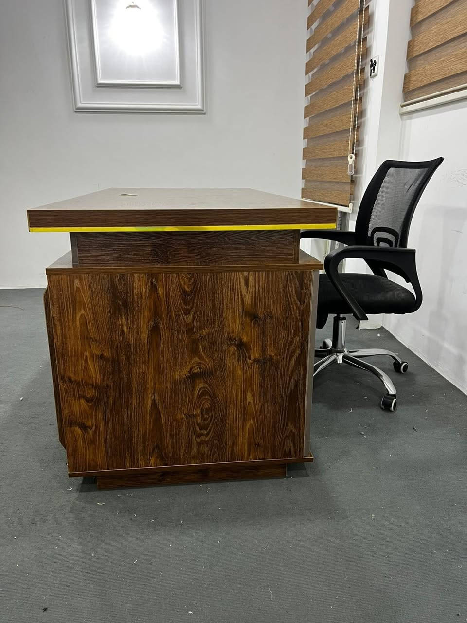 السلام عليكم
الكرسي المتحرك 135 الف
الكرسي الثابت 50
الميز 140 الف
بغداد حي الجامعة ***********
