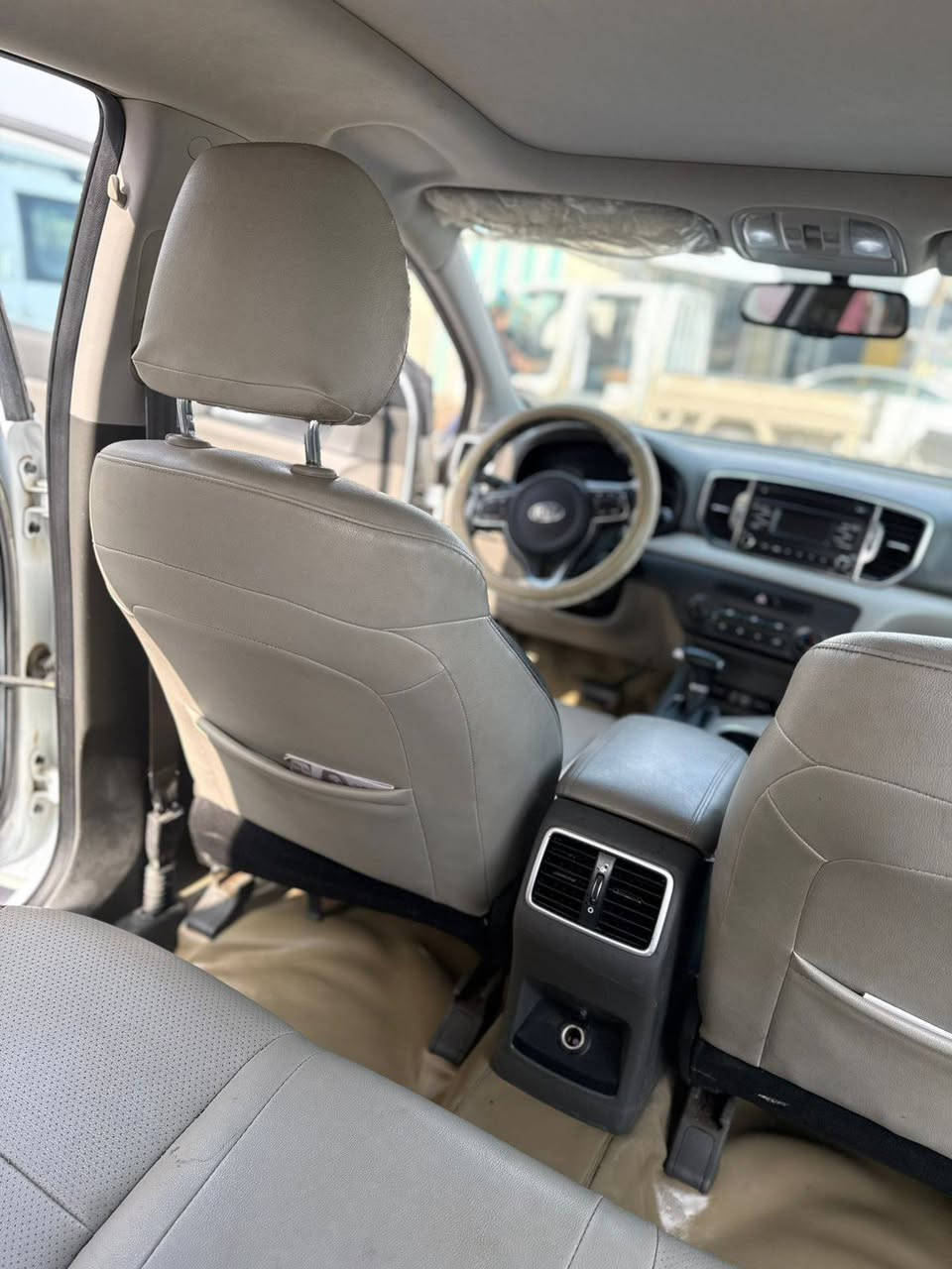 ✅ للبيع – كيا سبورتج 2017 خليجي
🚘 السيارة نظيفة وجاهزة
🔧 مكفولة كفالة عامة كير + مكينة + والشواصي
⚠️ ملاحظة بسيطة: بيها بارد بالجاملغ الخلفي (إصبعين فقط)

💵 السعر: 191
📲 للأستفسار أكثر الاتصال أو التواصل على الرقم التالي  : *********** ديوانية, القادسية
