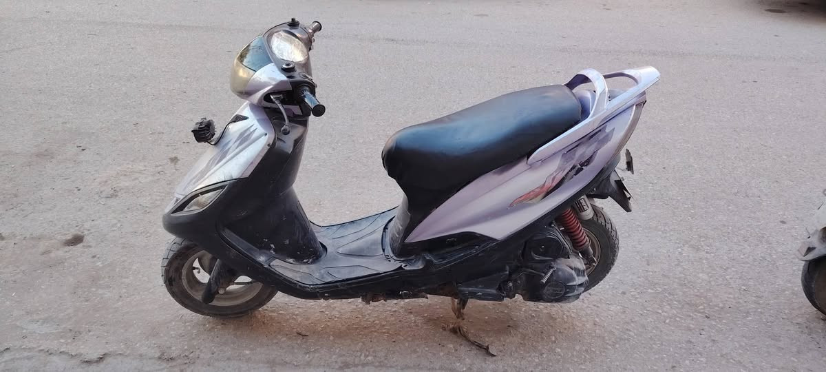 دراجه ماكس ثعلب للبيع شغالة سلف هندر اشاير لايت دراجه كاملة السعر 375 وبيها مجال للاستفسار الاتصال على الرقم ***********
