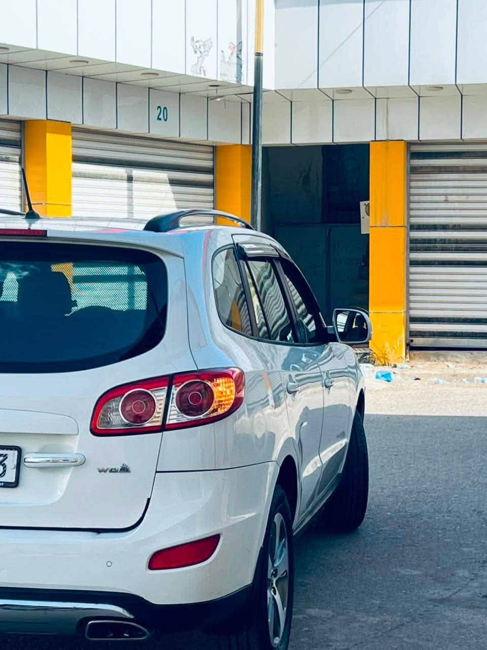 للبيع مقدمة والباقي مدة او اقساط
سنتافي خليجي ٢٠١٢
٧راكب
تبريد ٣قطع
 تبريد لمس
محرك ٤سلندر ٢٤٠٠ دوش
شاشة ايباد
كامرة دوارة
فول مواصفات
رقم صلاح الدين الجديد 
((((((الضرر))))))
شضايا تحرير الموصل جاياتهة ٤ شضايا مصلحات على كدهن بمقدار ١٠ سانتيم الوحد وباب الجنطة الخلفي مرشوش وباقي السيارة شرط
للاستفسار
***********
*********** 
السيارة بالشرقاط اجميلة
ايادابو رائد الجميلي
