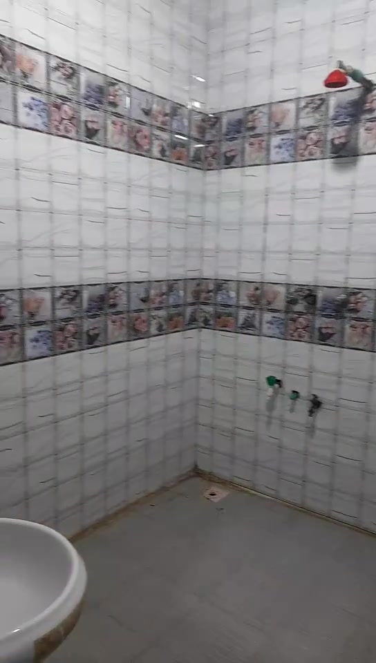 (بيت للأيجار مساحة 222متر )
طارمة +حديقة + مجمع صحيات داخلي +مجمع صحيات خارجي 
مناور 2+ستقبال +صالة +مطبخ +غرفة نوم 
العنوان:ابوجوعانه الزراعي قرب شقق آل سماوي 
الرقم :***********

