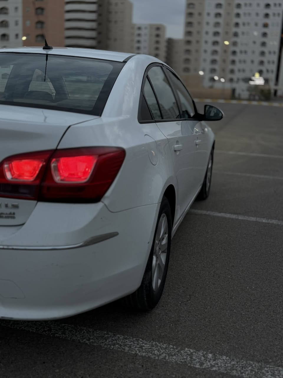 شوفر كروز خليجي LS 2017
محرك 1800 المرغوب 

كير اوتو+ عادي 6نمر 

 تدفئه تبريد 

التبريد خير من الله ثلج بعز الصيف والحر لا يبوخ ولا حماوه حرفياً ثلج ❄️❄️

سياره نقصه بسيط حداده صدر مو كامل 

لايت زنون 

شاشه اصليه اندرويد +كاربلي +اوتو اندرويد

وسعره 83$

***********
