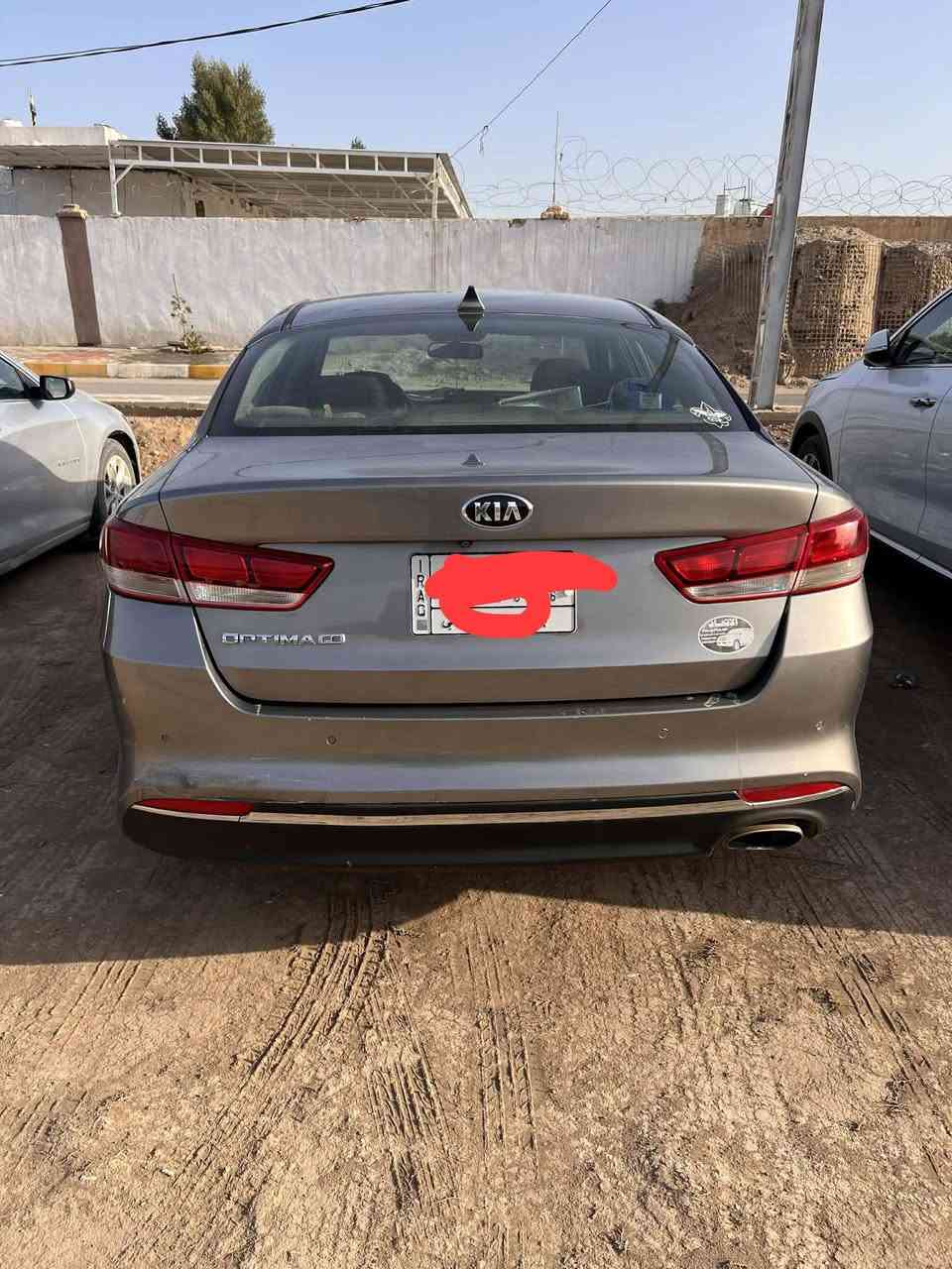 السلام عليكم اوبتما ٢٠١٨ للبيع
حادث امريكا غرق بسيط جداً قطرة مي ماداخل للسيارة شرط عالفحص واجتي شغالة ما مشتغل جيك انجن  وعلى ايد وحده صارلها ست سنوات محرك ٢٤٠٠ بي تبخير بسيط وبيها بارد بسيط بالبنيد والجاملغ السيارة بدون صبغ نهائي 
المواصفات ٣ وضعيات قيادة تحكم ستيرن حساس خلفي شاشة كبيرة اشاير بالمري و رادار جانبي السيارة ماشية ١٥٦ الف 
مكان السيارة بابل  سعرها ١٢٢ وبي مجال
***********
