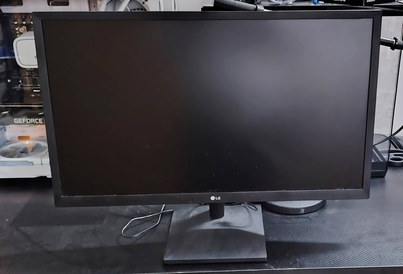 تحية طيبة للجميع
متوفر شاشات كيمنك للبيع

MSI 24 INCH IPS 200HZ 1920X1080
السعر ١٦٠ الف

24 INC IPS LG 60HZ
السعر ٧٥ الف

مكاني موصل توصيل موجود
للتواصل *********** واتسب
