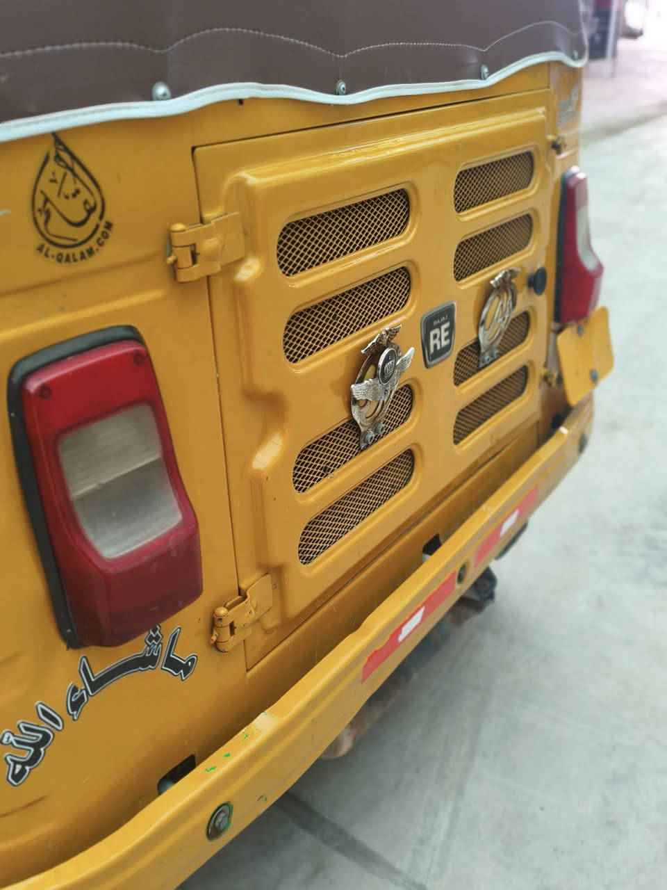 سلام عليكم 2020شهر12 بلاديه بس صبغ بل صفحه قليل تكتك مال جناي ما متعوبه. رقم سنويه نكليزي 
سعر 6750  
رقم هاتف *********** بلديات.
