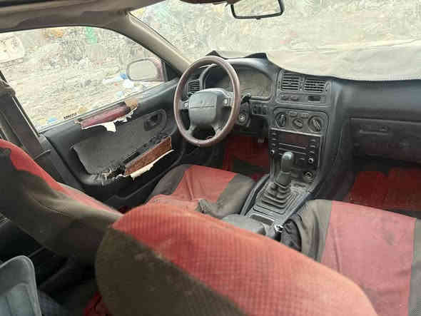 ميتسوبيشي موديل 1992 رقم بغداد السياره شغاله كير عادي السعر 23 الرقم ***********
