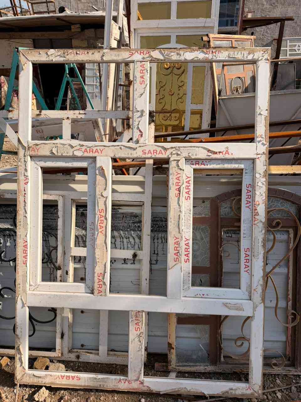 بعقوبة التحرير قرب المستوصف الجديد 

***********
