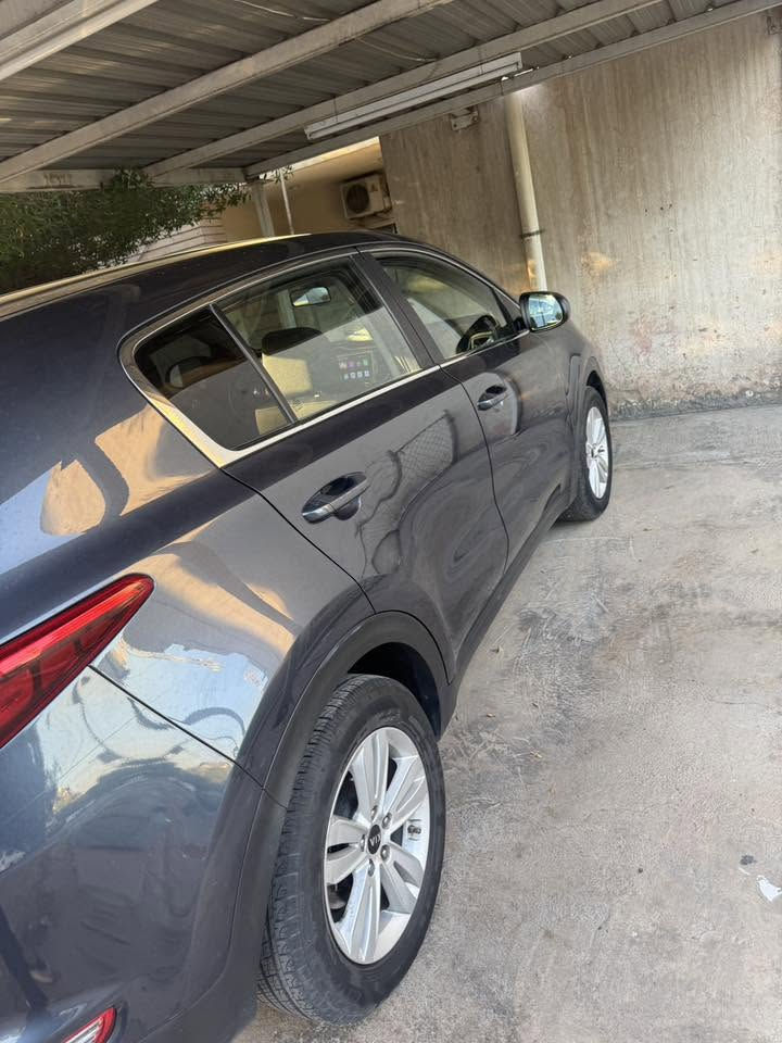 كيا سبورتج 2019وارد امريكي
كفاله عامه من الصبغ والضربه 
سونارها موجود بالصور 
سياره ماشيه 86mi
رقم اربيل 
للاستفسار ***********
السعر 155
